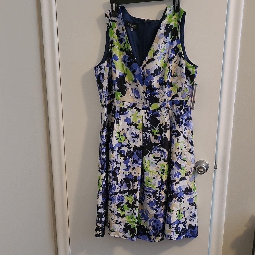 Blue and Green V-Neck Sleeveless Midi Sundress